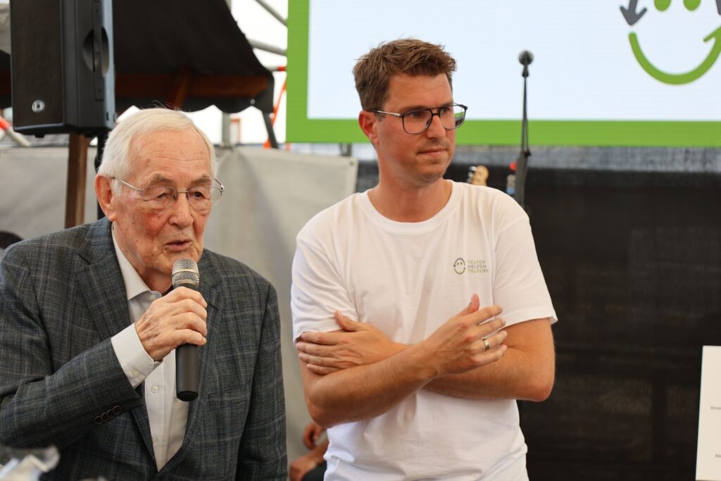In dankbarer Erinnerung an Helmut Kopp